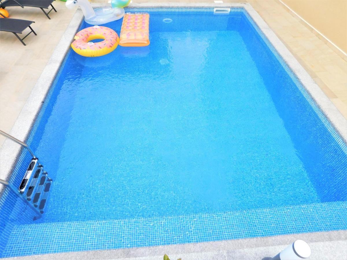 Apartman "Sabine Red" With Heated Pool Omišalj المظهر الخارجي الصورة
