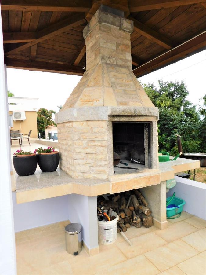 Apartman "Sabine Red" With Heated Pool Omišalj المظهر الخارجي الصورة