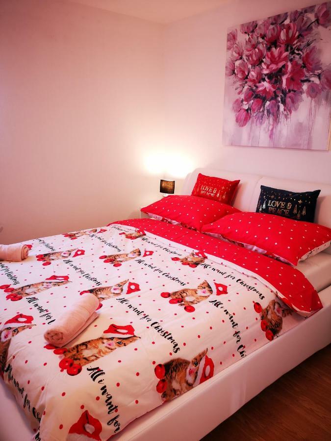 Apartman "Sabine Red" With Heated Pool Omišalj المظهر الخارجي الصورة