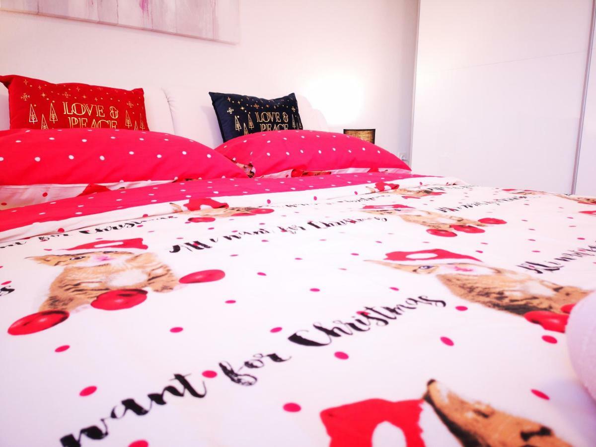 Apartman "Sabine Red" With Heated Pool Omišalj المظهر الخارجي الصورة